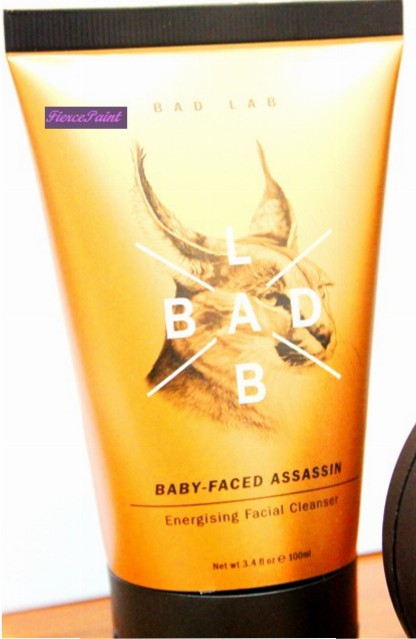 And last but not least, an energising facial cleanser called "Baby-Faced Assassin". Ouuuwww snap!!!!! I feel so macho!!! There's 100ml of product and retails for MYR 13.30 (with promotion it cost me MYR 10.65!).